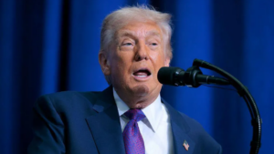 Трамп Иранд 10 хоногийн хугацаа өгөв